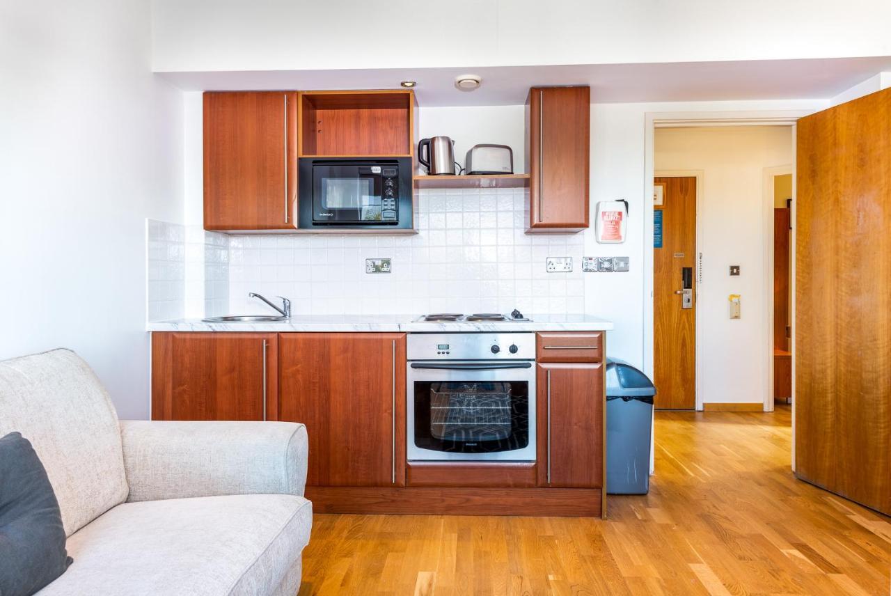 Roland House Aparthotel London Ngoại thất bức ảnh